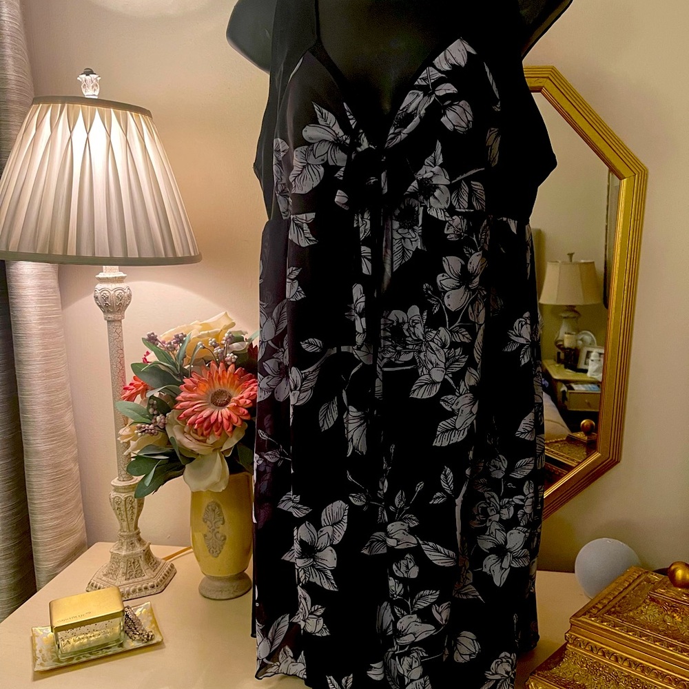 HOTOUCH Swimwear Women's One Piece Swimsuit Swim Dress. Worn twice! Like New!